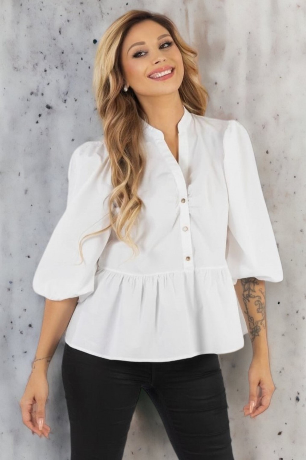 Blusa volantes blanca