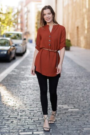 vestido corto cuello mao teja