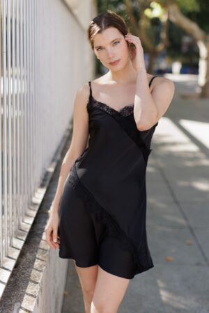 vestido lencero encaje