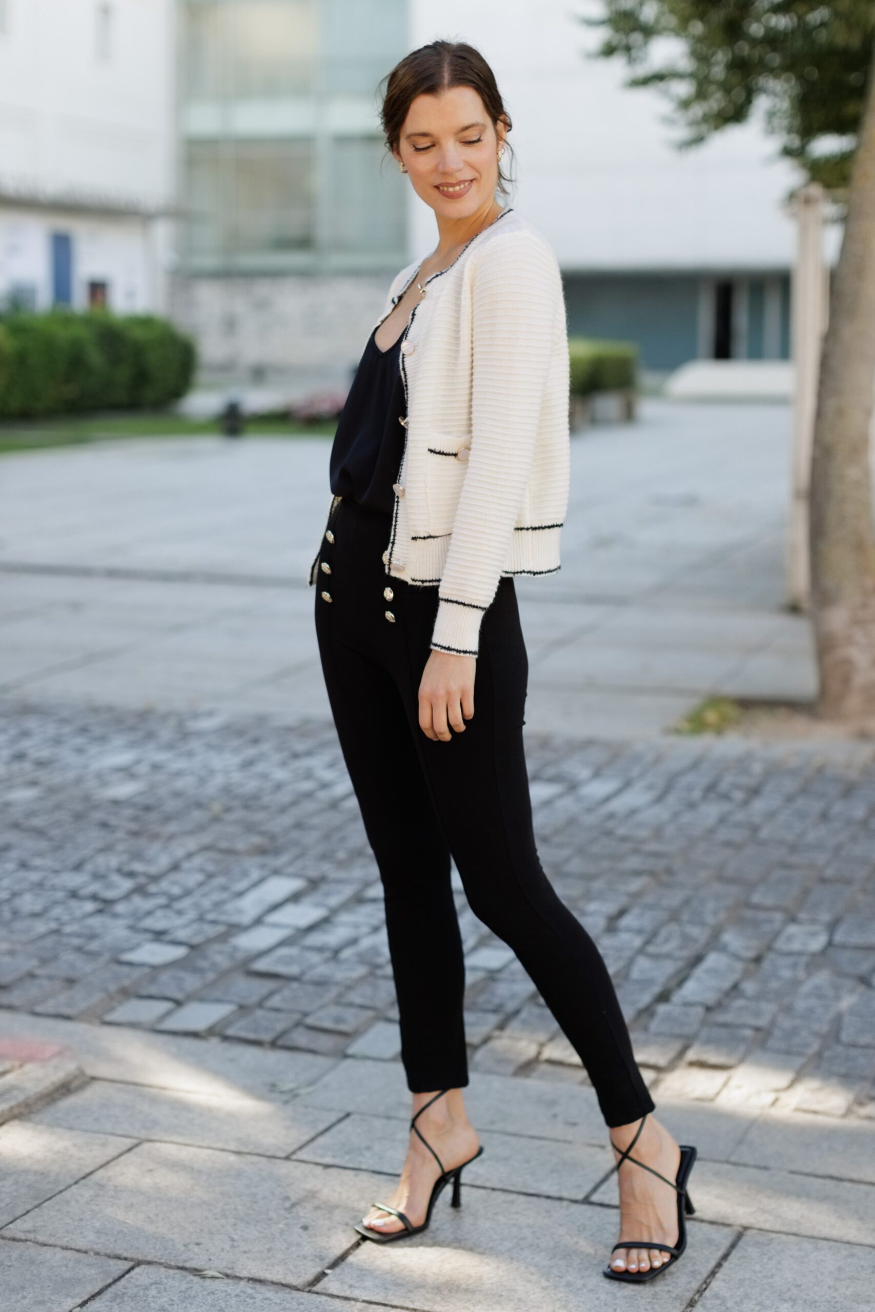 chaqueta punto detalle contraste chaqueta punto detalle contraste