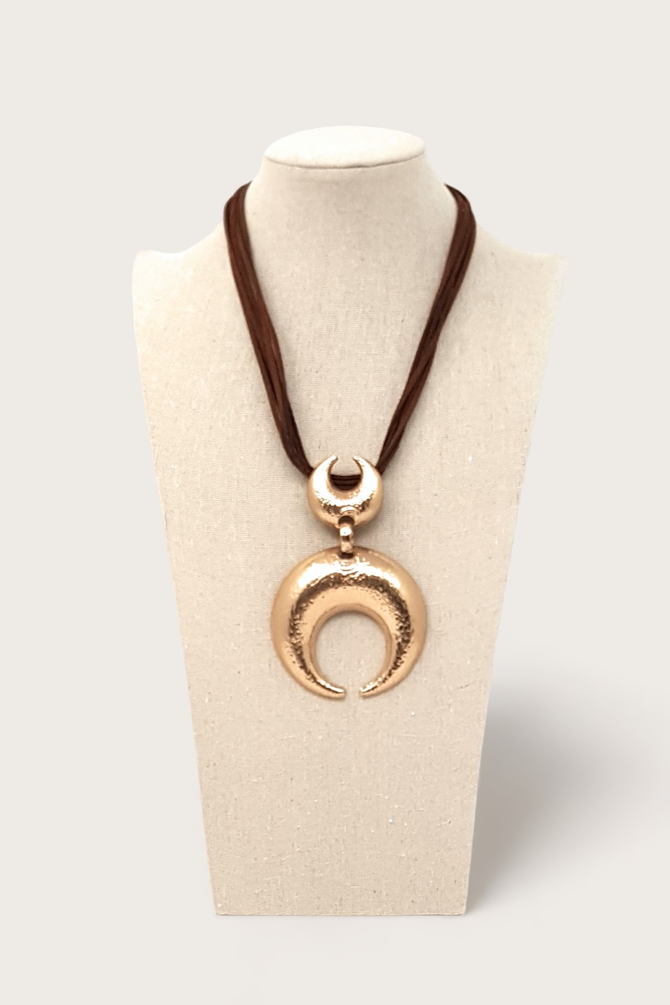 collar dorado media luna mujer collar dorado media luna mujer