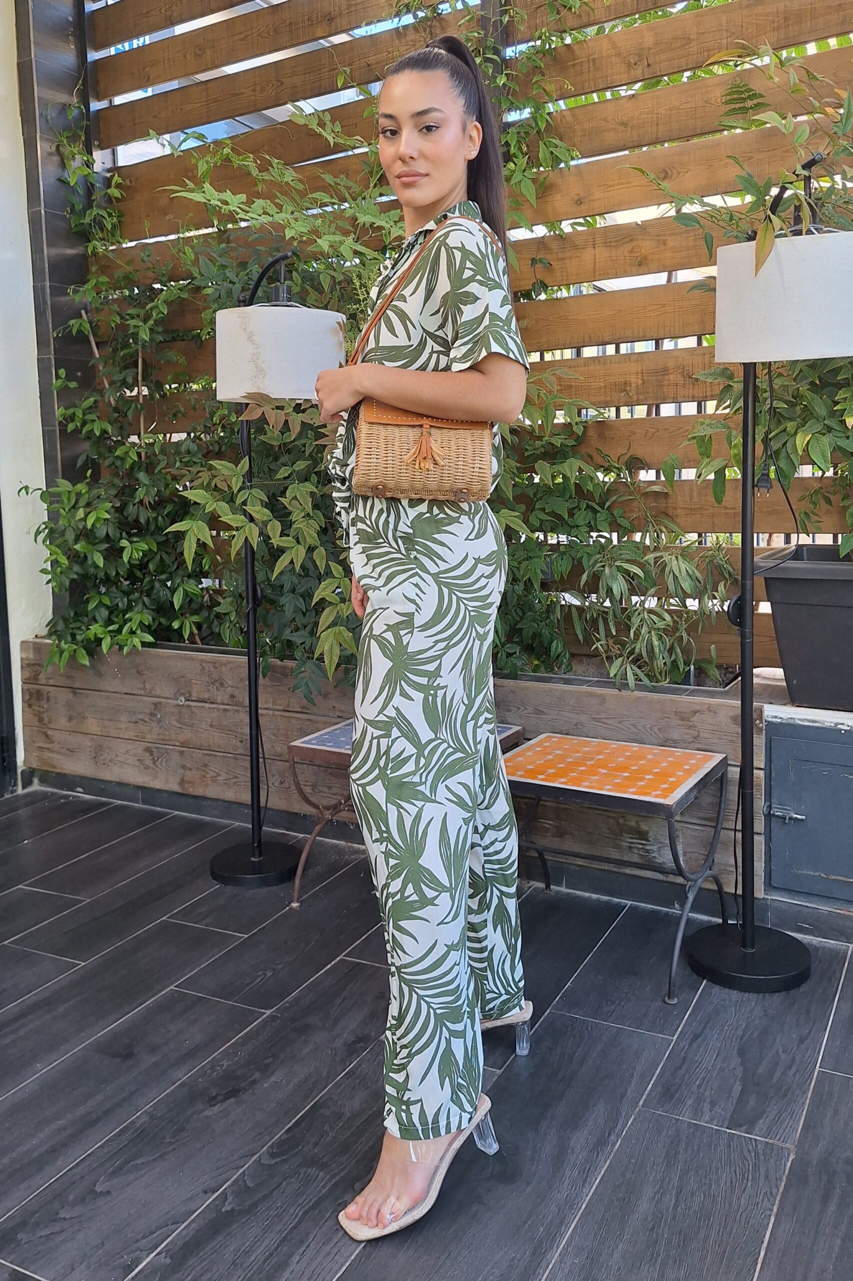 conjunto estampado pantalón y camisa conjunto estampado pantalón y camisa